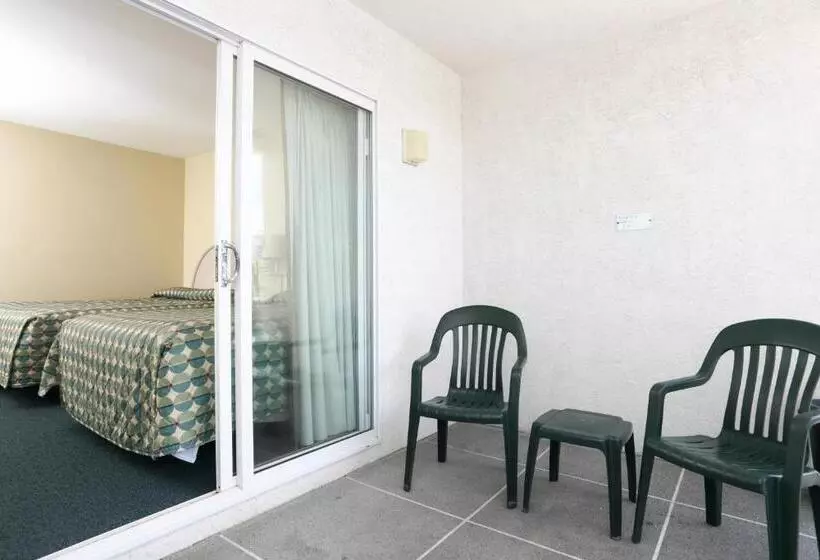 ２ベッドルームデラックスアパートメント, Riviera Resort & Suites