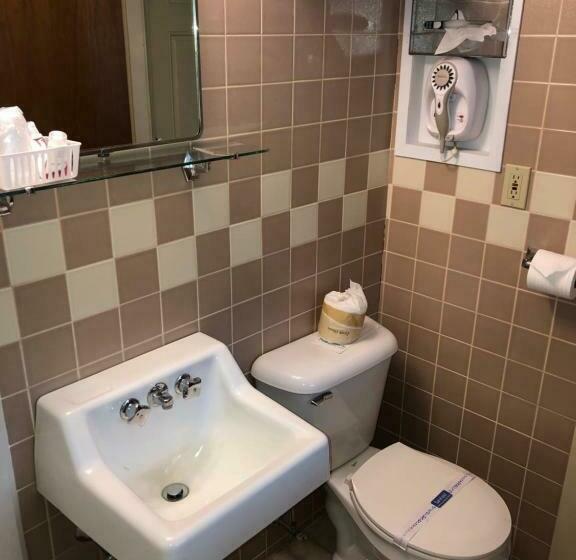 غرفة قياسية, School House Inn