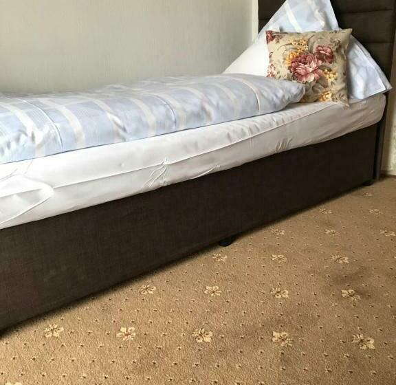 标准单人间, Tannenhof