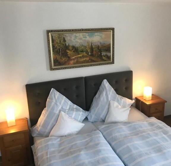 标准间, Tannenhof