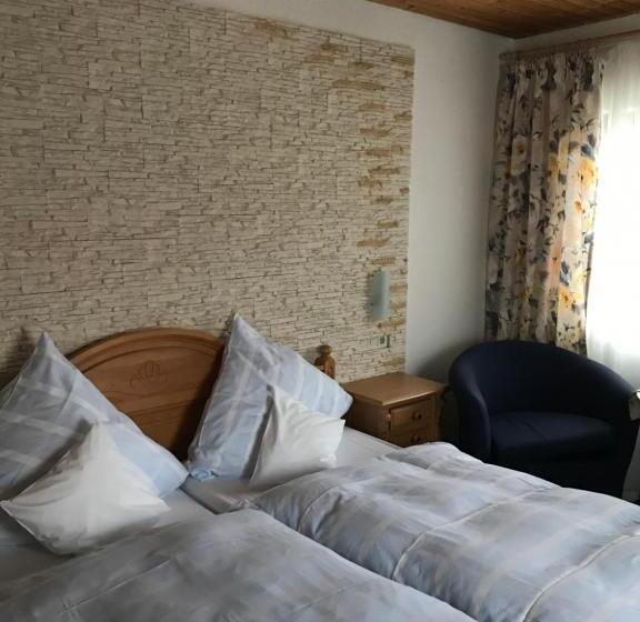 标准间, Tannenhof