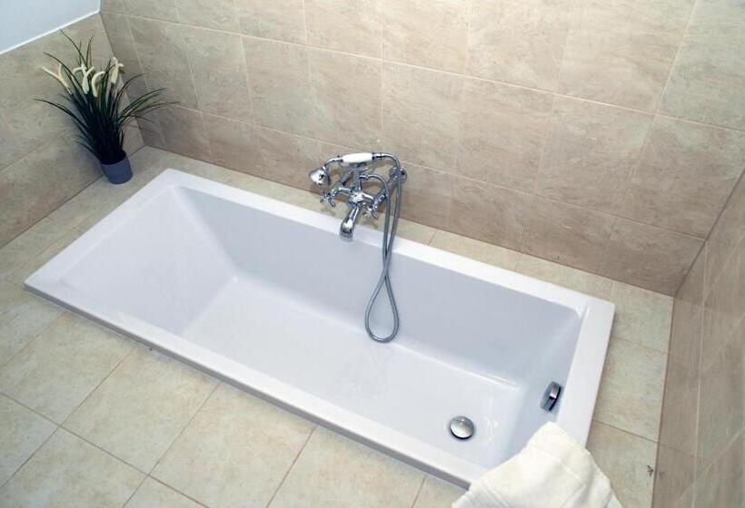 샬레, Zajazd Pod Niedźwiedziem