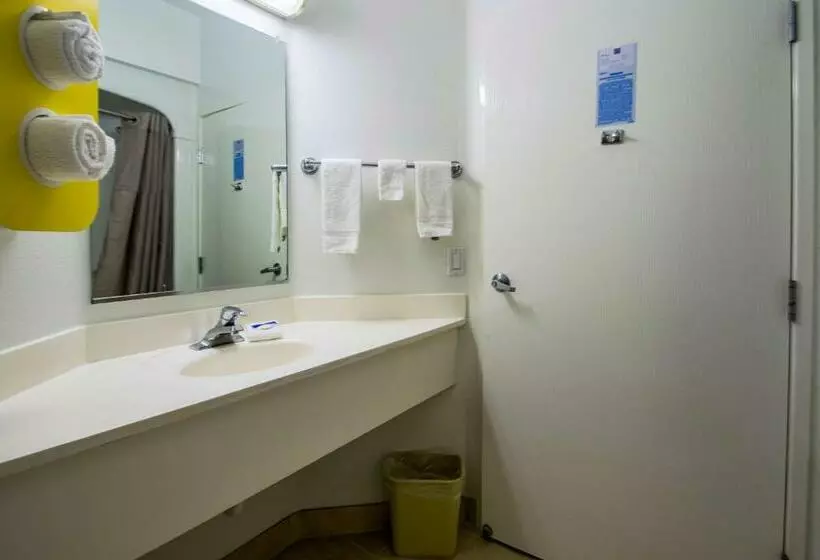 اتاق لوکس, Motel 6 Portland, Or   I 5