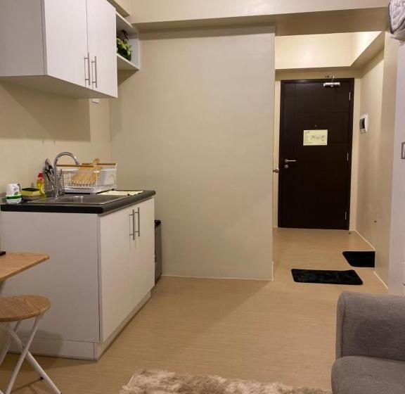 استودیوی استاندارد, Aminimalist Studio At Avida Tower3 #320