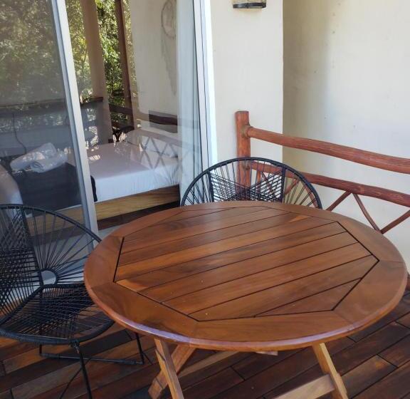 스탠다드 발코니 스튜디오, Casa Candra