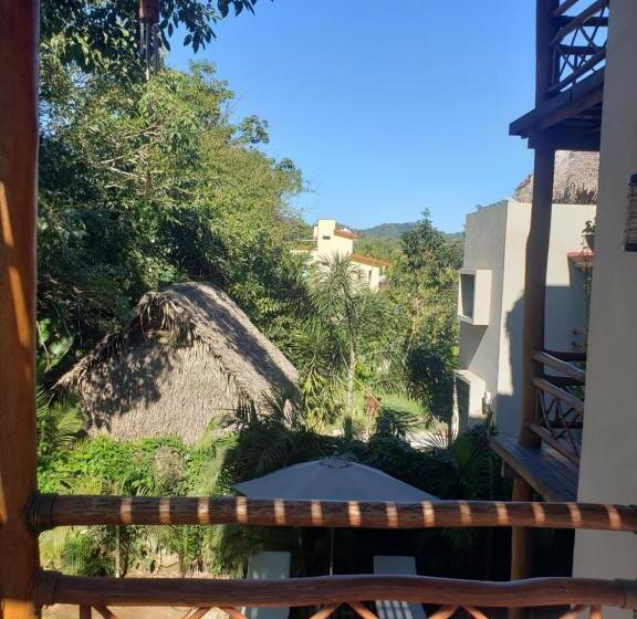 스탠다드 스튜디오 킹침대, Casa Candra