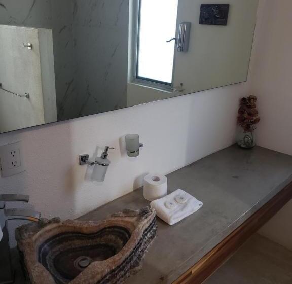 수피리어 스튜디오, Casa Candra