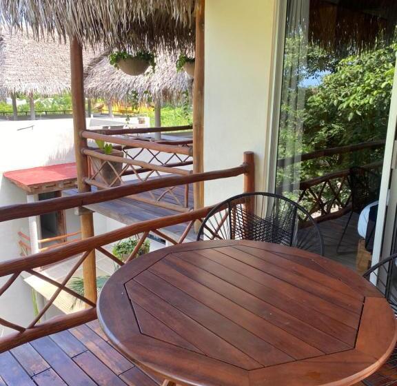 스탠다드 발코니 스튜디오, Casa Candra