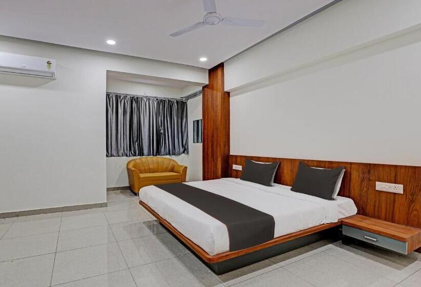 Трехместный Номер Классика, Collection O Kanha Inn