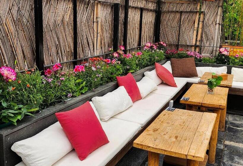 Quarto Superior Interior, 北京悦明元星空白塔景观四合院民宿