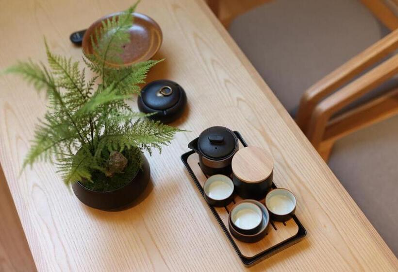 Suite Familiar, 北京悦明元星空白塔景观四合院民宿