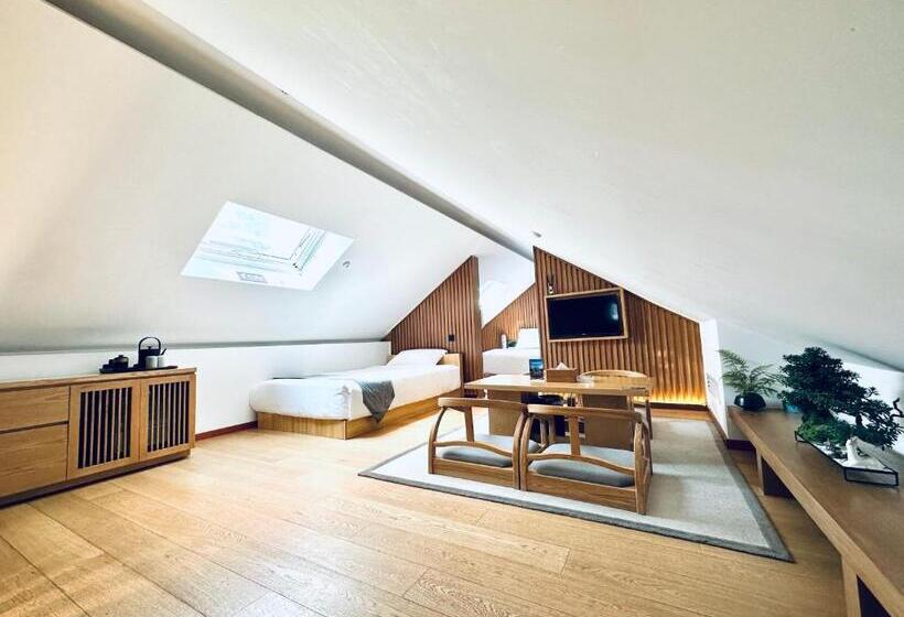 Suite Familiar, 北京悦明元星空白塔景观四合院民宿