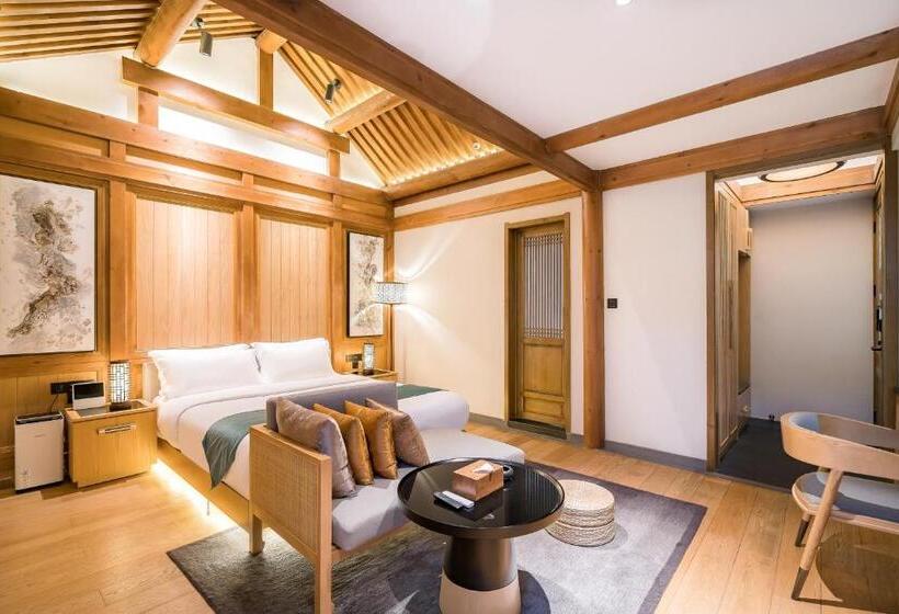 Quarto clássico, 北京悦明元星空白塔景观四合院民宿