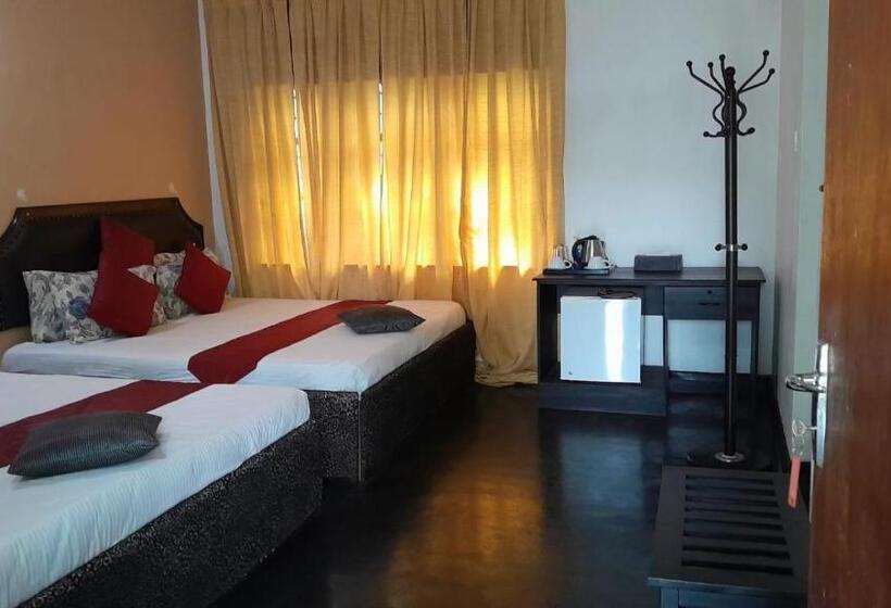 Семейный Номер, Lanka Inn