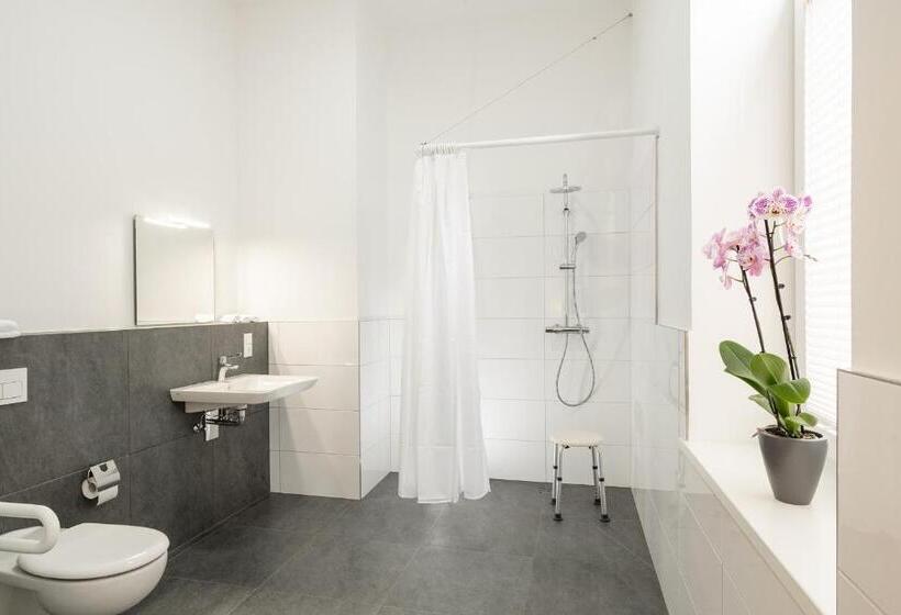 غرفة قياسية لذوى الاحتياجات الخاصة, Markt 5   Inmitten Der Lübbecker Altstadt, Kostenloser Parkplatz Direkt Am