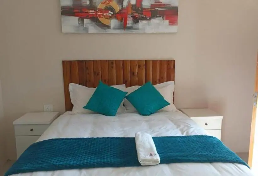 اتاق استاندارد یک نفره, Matholeng Gardens Guesthouse