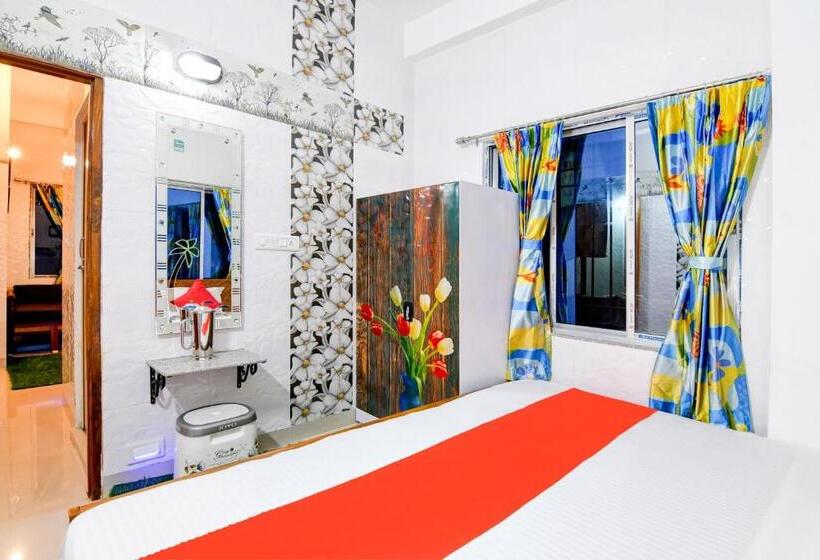 Classic Kolmen Hengen Huone, Oyo Flagship Metrortel Guest House