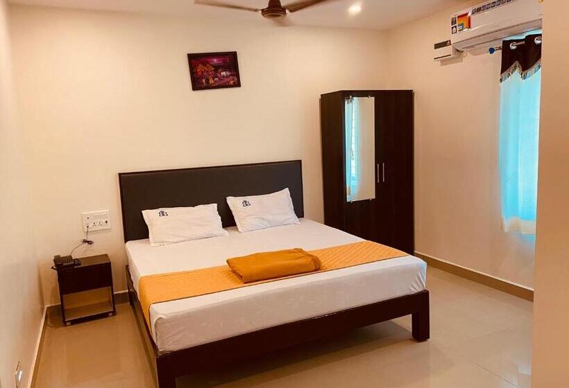 Deluxe Room, Sitar Grand