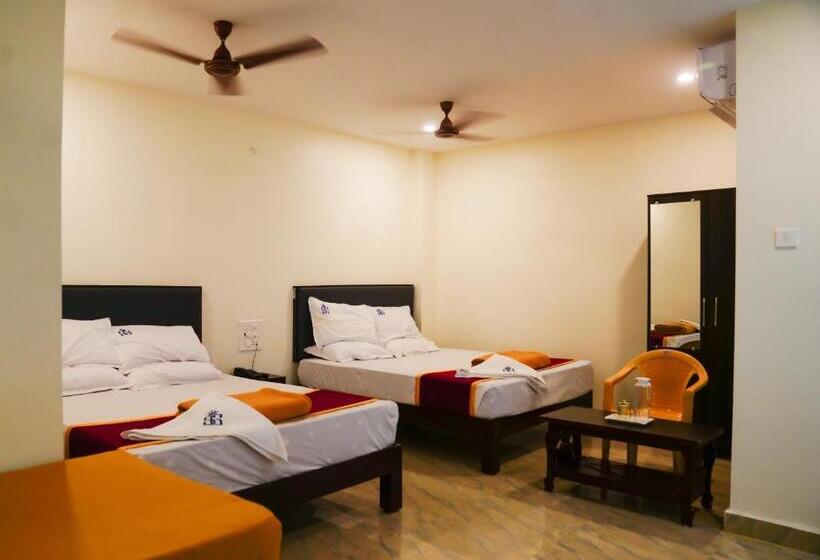 Family Room, Sitar Grand