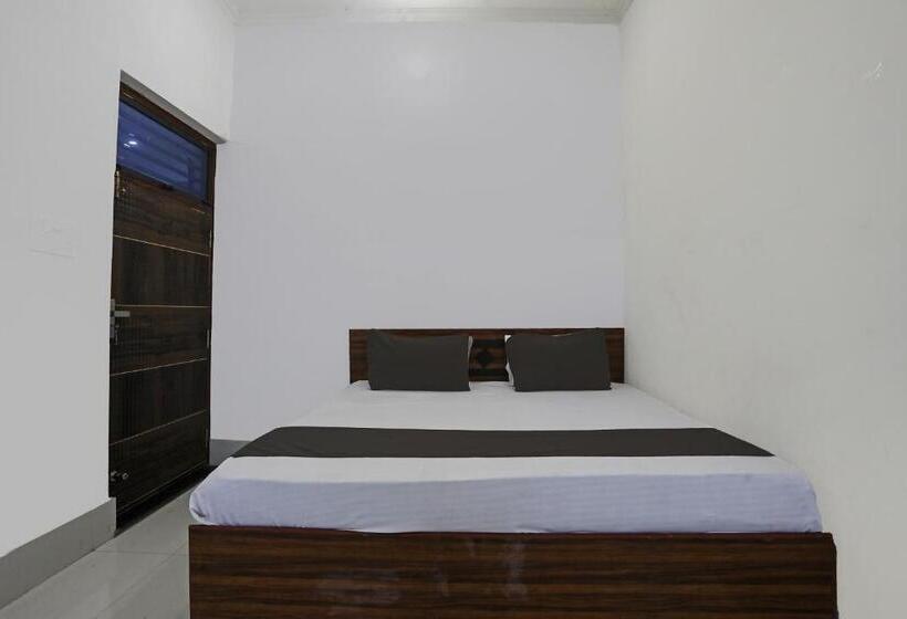 Трехместный Номер Классика, Spot On Royal Stay Residency