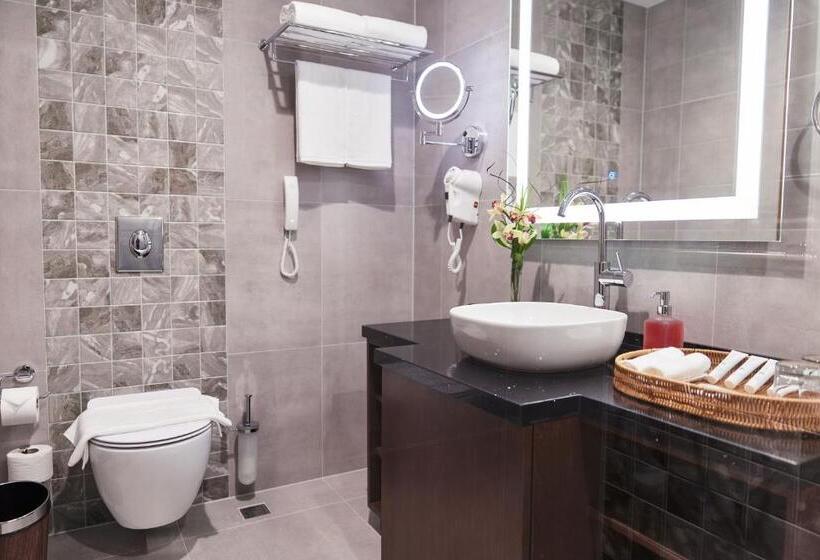 اتاق لوکس, Yogh Hospitality