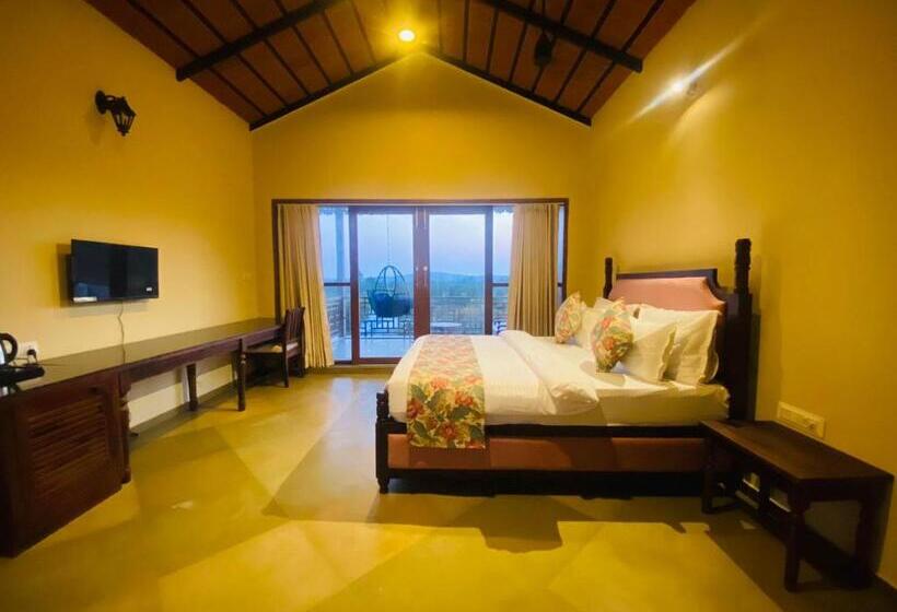 带阳台套房, The Vanveda Resort By Nirvana