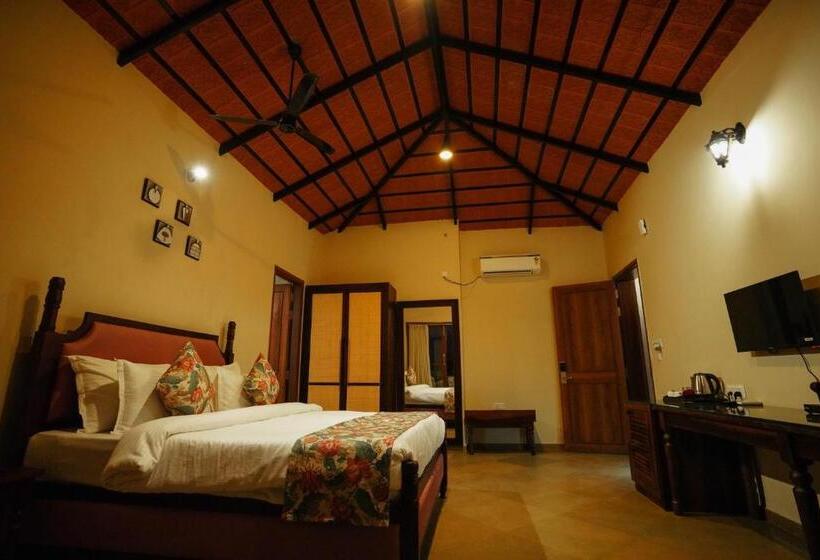 סוויטה עם מרפסת, The Vanveda Resort By Nirvana