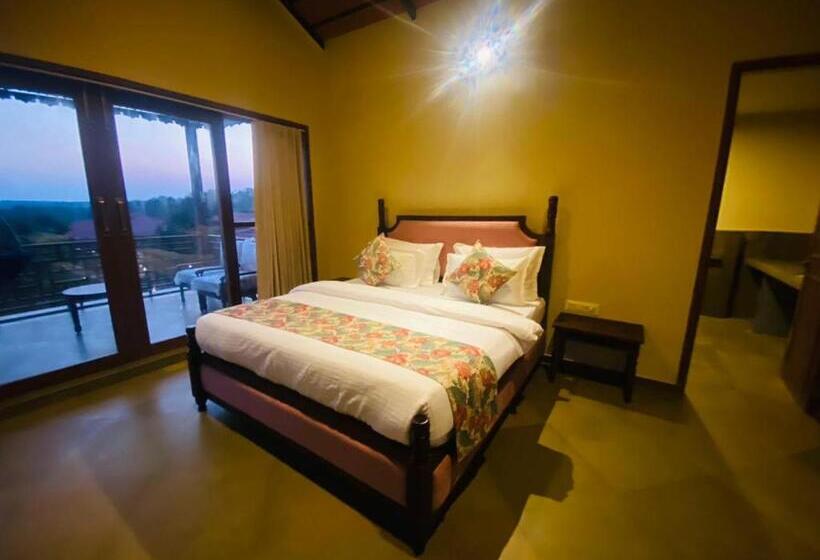 جناح مزوَّد بشرفة, The Vanveda Resort By Nirvana