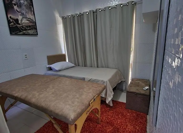 ３ベッドルームハウス, Hostel Inn Gileade