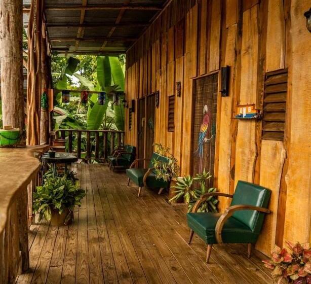 バス共有のスタンダードルーム, Hostel Rústico Marabi