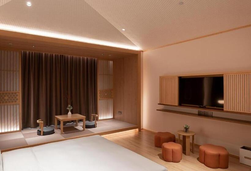 Номер Superior Кровать Кинг, Hyakumangoku Onsen