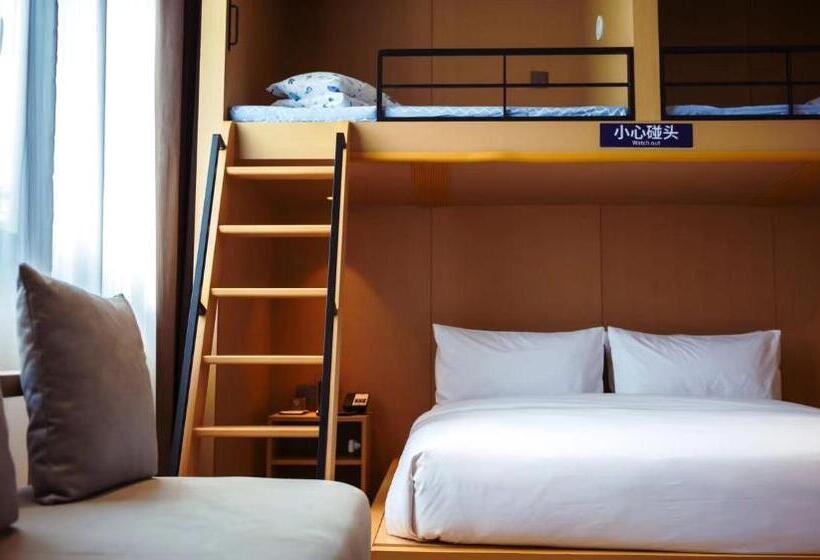 Семейный Номер, Hyakumangoku Onsen