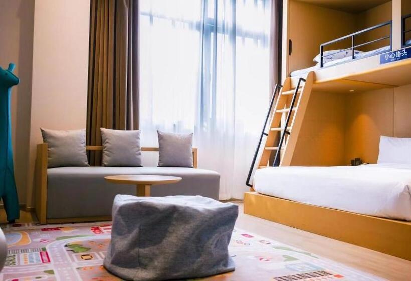 Семейный Номер, Hyakumangoku Onsen