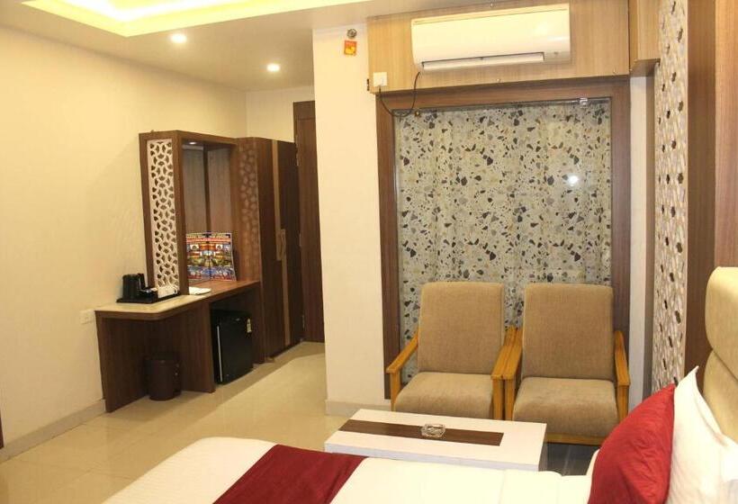 Superior Rum, Kuber Palace