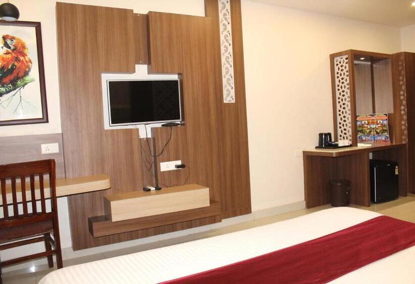 Superior Rum, Kuber Palace