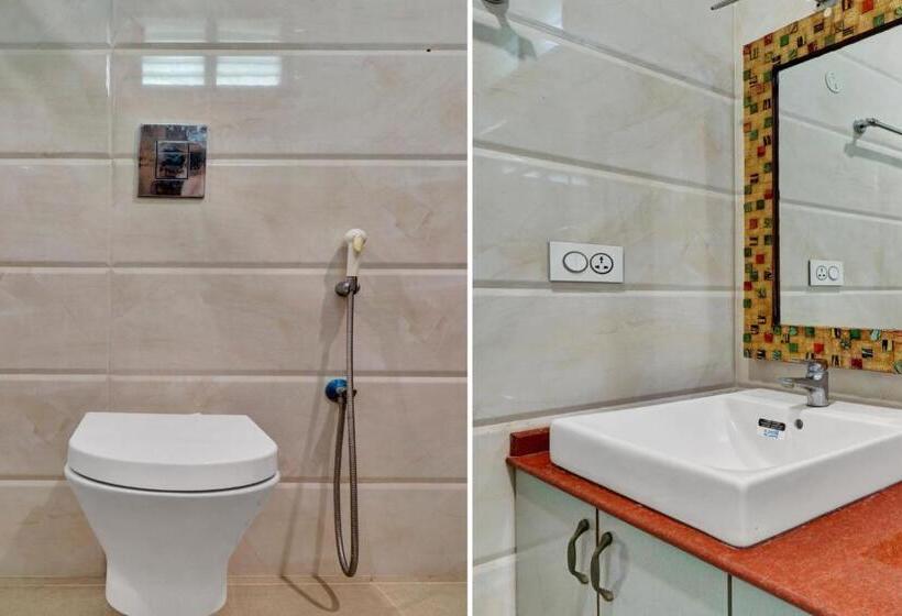 Quarto Deluxe, Oyo Balaji Hill View Homestay