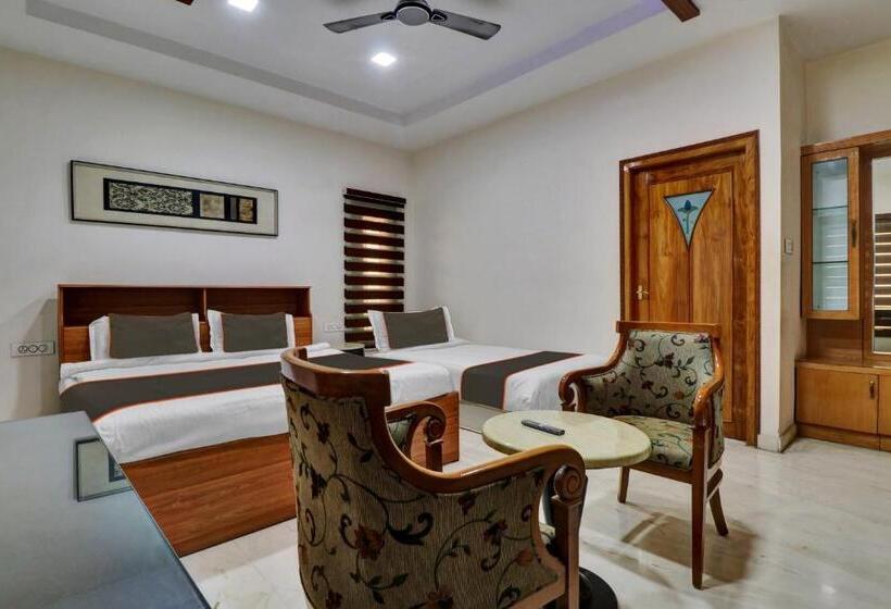 Номер Deluxe, Oyo Balaji Hill View Homestay