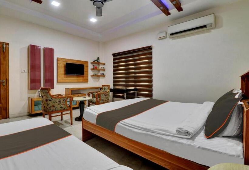 Quarto Deluxe, Oyo Balaji Hill View Homestay