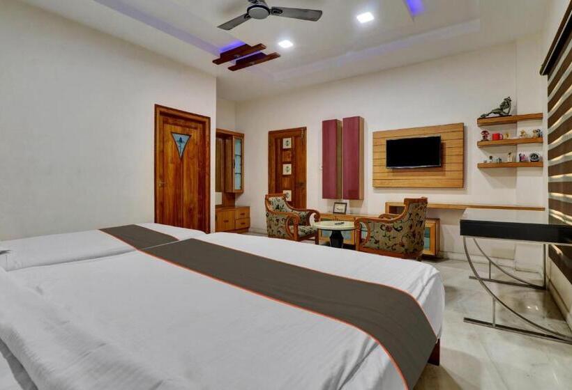 Quarto Deluxe, Oyo Balaji Hill View Homestay