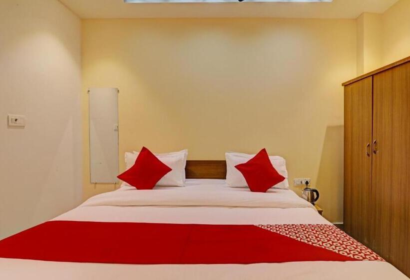 غرفة كلاسيكية ثلاثية, O Royal Regency Palace