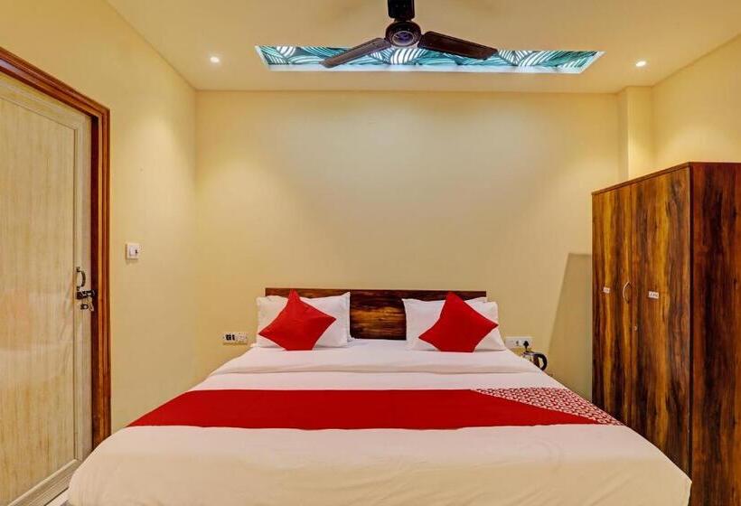 اتاق کلاسیک سه تخته, O Royal Regency Palace