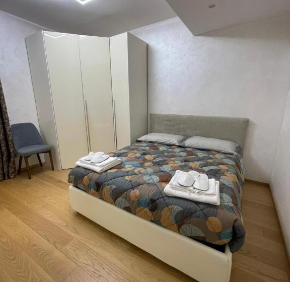 Quarto Estandar, Casa Di Jo