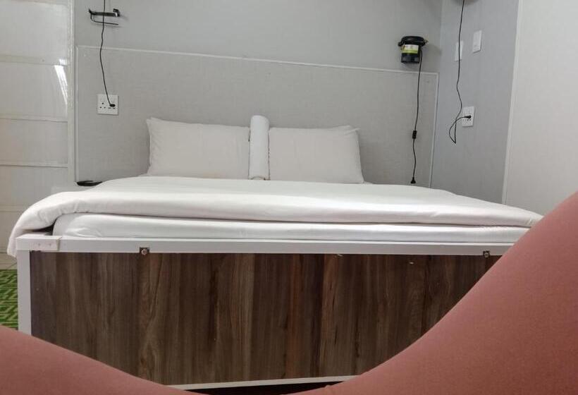 חדר דלוקס, Evergreen Guest House Westonaria Town