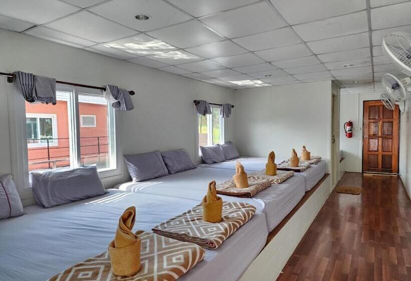 غرفة عائلية, เดอะวอเตอร์ปาร์ครีสอร์ท  The Water Park Resort