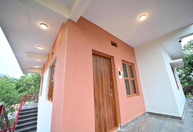 Deluxe Studio, Coorg Homestay Resort