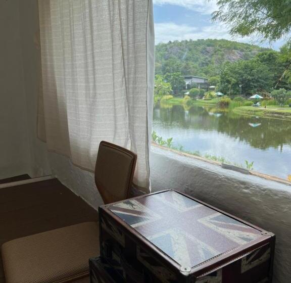 스탠다드 룸 호수 전망, The Little Clay House