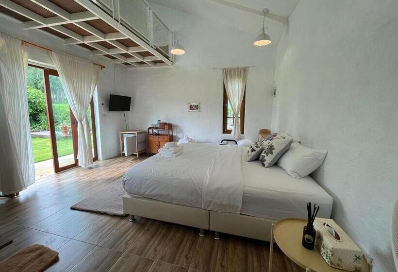 스탠다드 룸 호수 전망, The Little Clay House