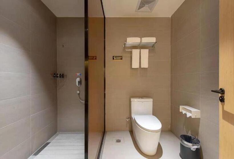 غرفة سوبيريور سرير كينج, Dingwang Hotel   Guangzhou High Speed Rail South Railway Station Chencun Metro Station