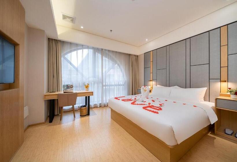 غرفة سوبيريور سرير كينج, Dingwang Hotel   Guangzhou High Speed Rail South Railway Station Chencun Metro Station