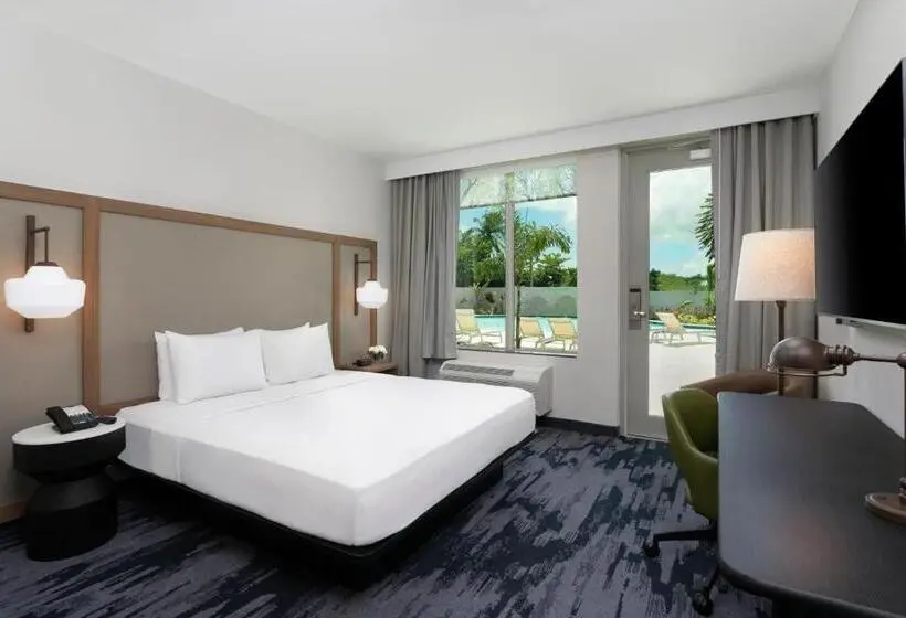 اتاق استاندارد با تخت بزرگ, Fairfield By Marriott Luquillo Beach